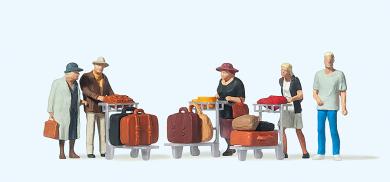 Reisende. Mit Kofferkuli 