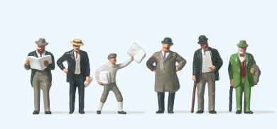 Am Bahnsteig. 1900-1925 