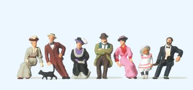 Sitzende Personen (zu Bahnste 