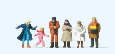 Passanten, winterliche Kleidu 