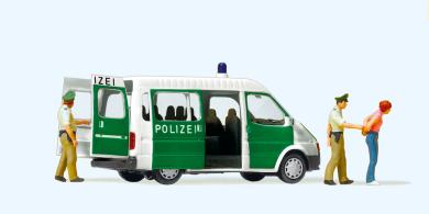 Polizeifahrzeug mit geöffnete 
