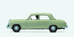 Mercedes-Benz 220 S. Fahrer u 