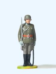 Offizier stehend, mit Degen 