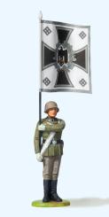 Fahnenträger stehend 