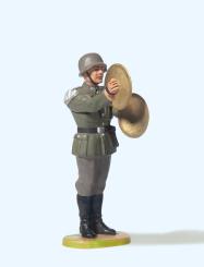 Musiker stehend, mit Becken 