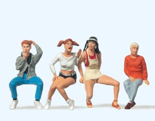 Sitzende Jugendliche 