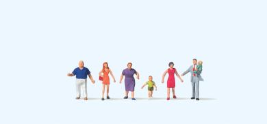 Familie Krause beim Spazierga 