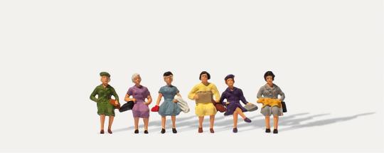 Passengers sitting (female) 