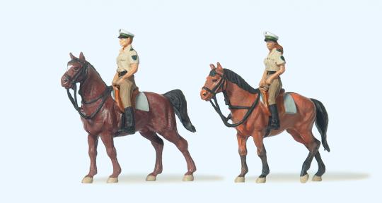 Berittene Polizei. Sommerunif 