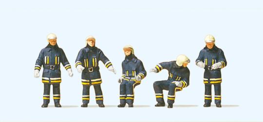 Feuerwehrmänner in moderner E 
