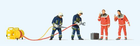 Feuerwehrmänner in moderner E 