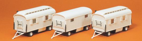 Wohnwagen ohne Beschriftung. 