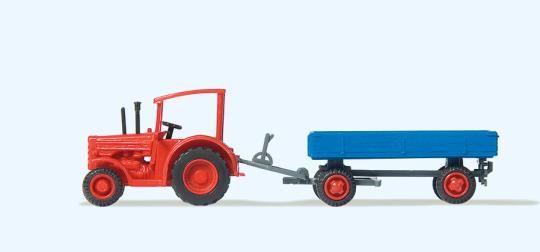 Hanomag-Schlepper mit Anhänge 